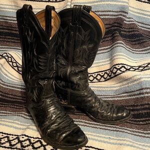 Men’s vintage Tony Lama black full quill ostrich 8 1/2 D